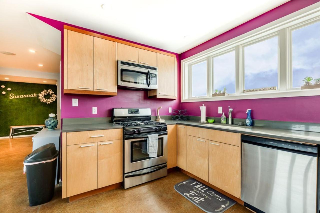 Walk Score 90!!-Historic Downtown District-2 Blocks To Famous Forsyth Park- Huge Private Patio-Private Parking Savannah Kültér fotó