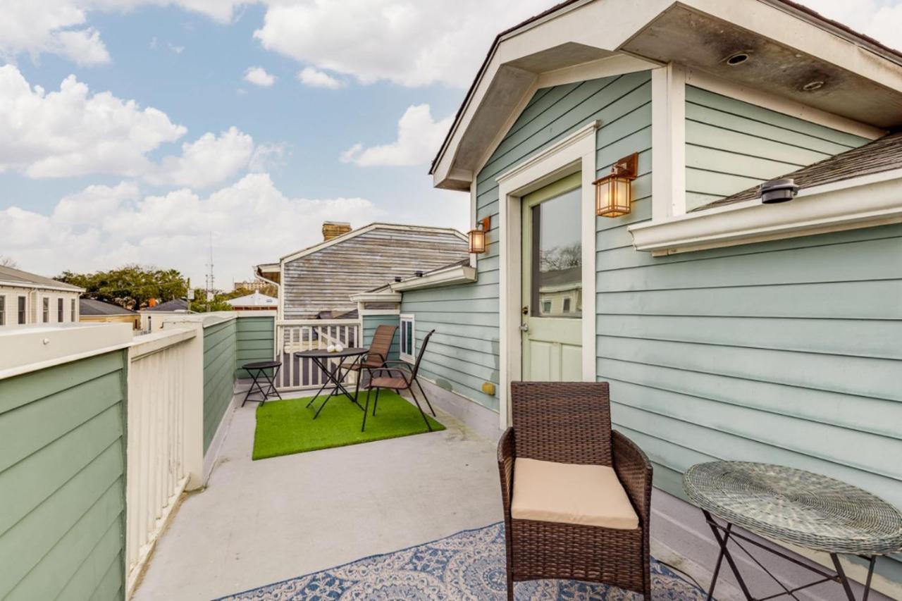 Walk Score 90!!-Historic Downtown District-2 Blocks To Famous Forsyth Park- Huge Private Patio-Private Parking Savannah Kültér fotó