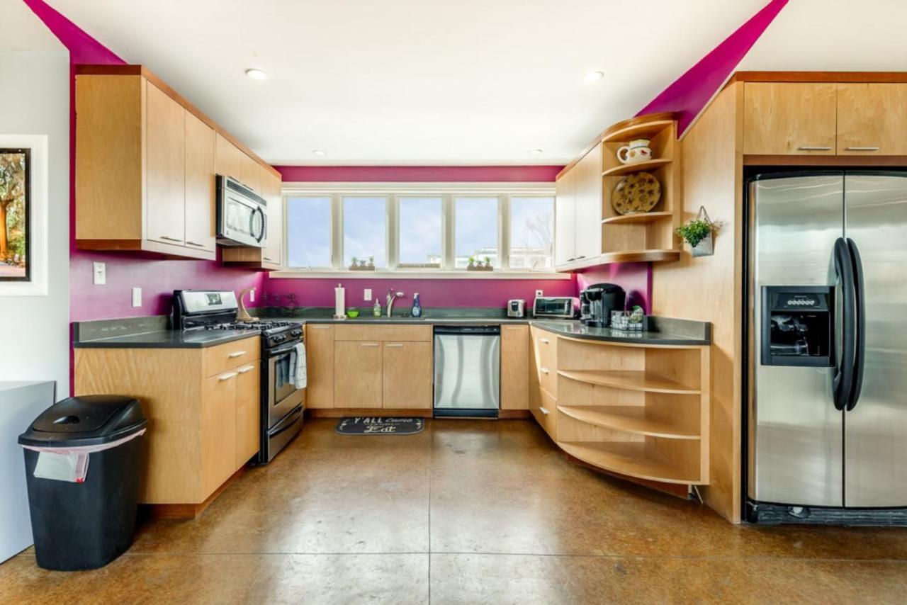 Walk Score 90!!-Historic Downtown District-2 Blocks To Famous Forsyth Park- Huge Private Patio-Private Parking Savannah Kültér fotó